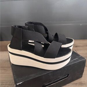 ShuShop Black and Cream Platform Sandals with Sporty Design